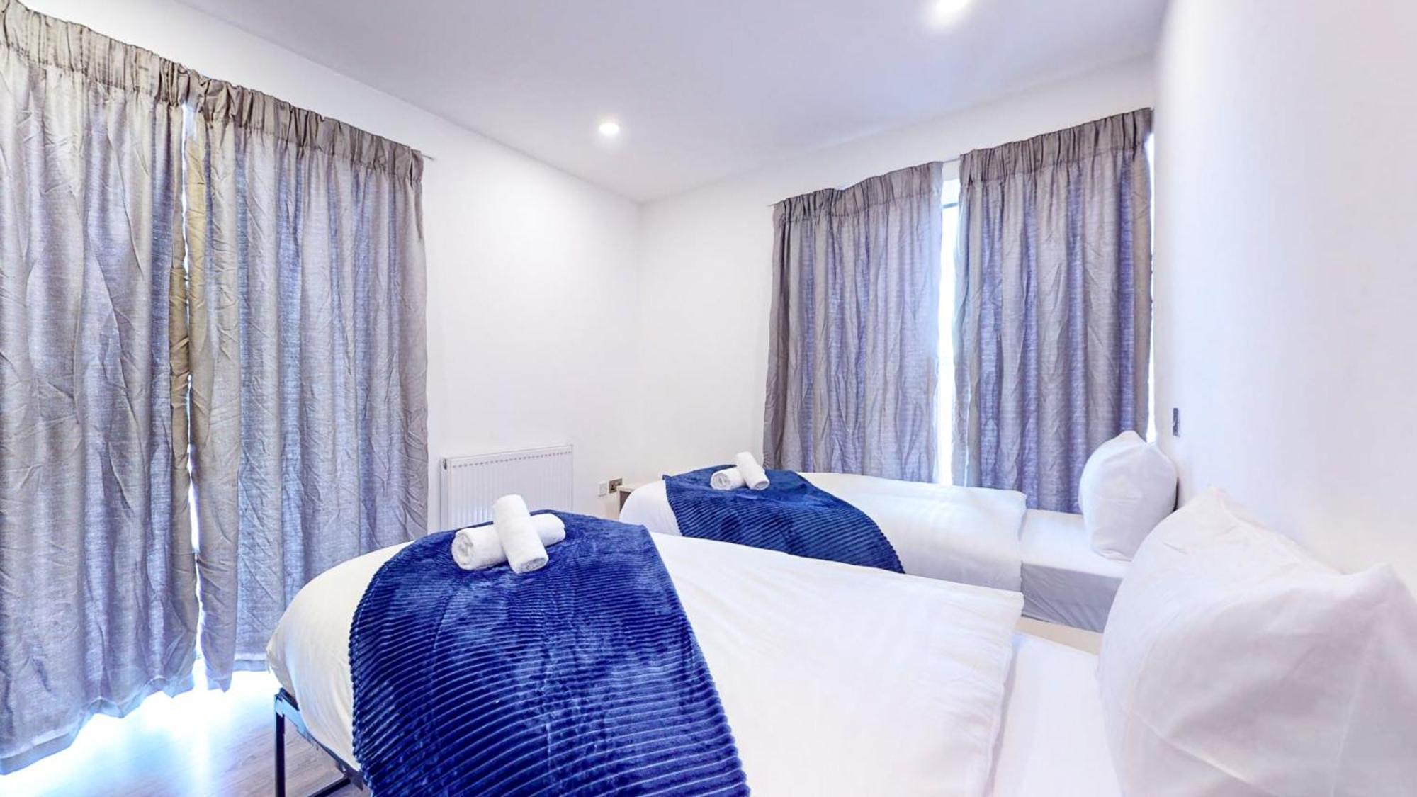 Spacious 8-person House Near Excel Free Parking * Londen