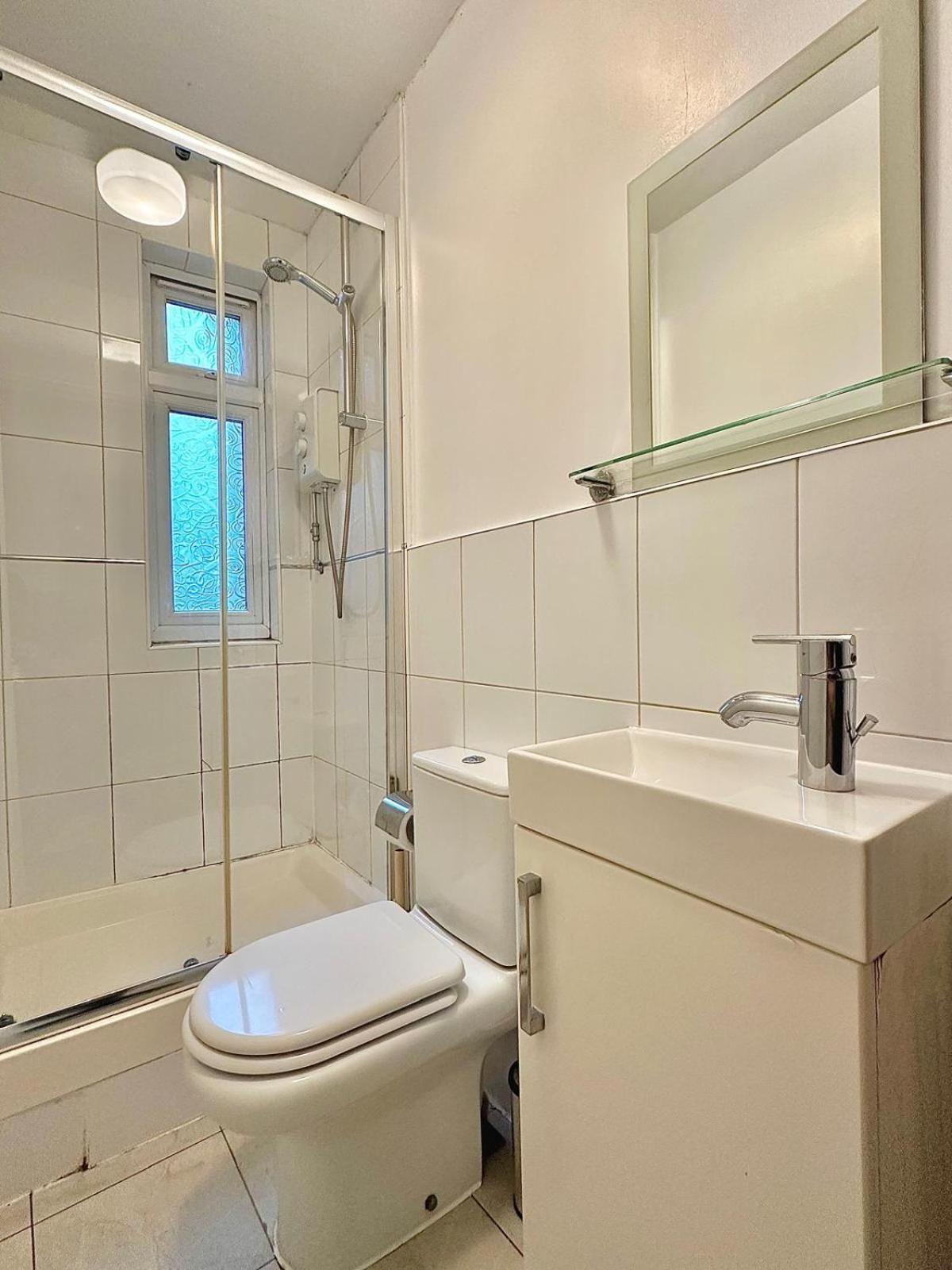 Apartment First Floor Flat London