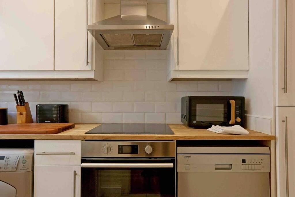 3bed Townhouse Earls Court Old Manor Holiday home