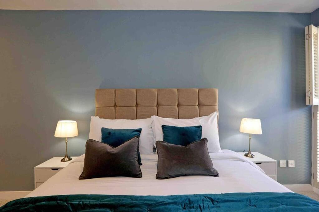 3bed Townhouse Earls Court Old Manor *