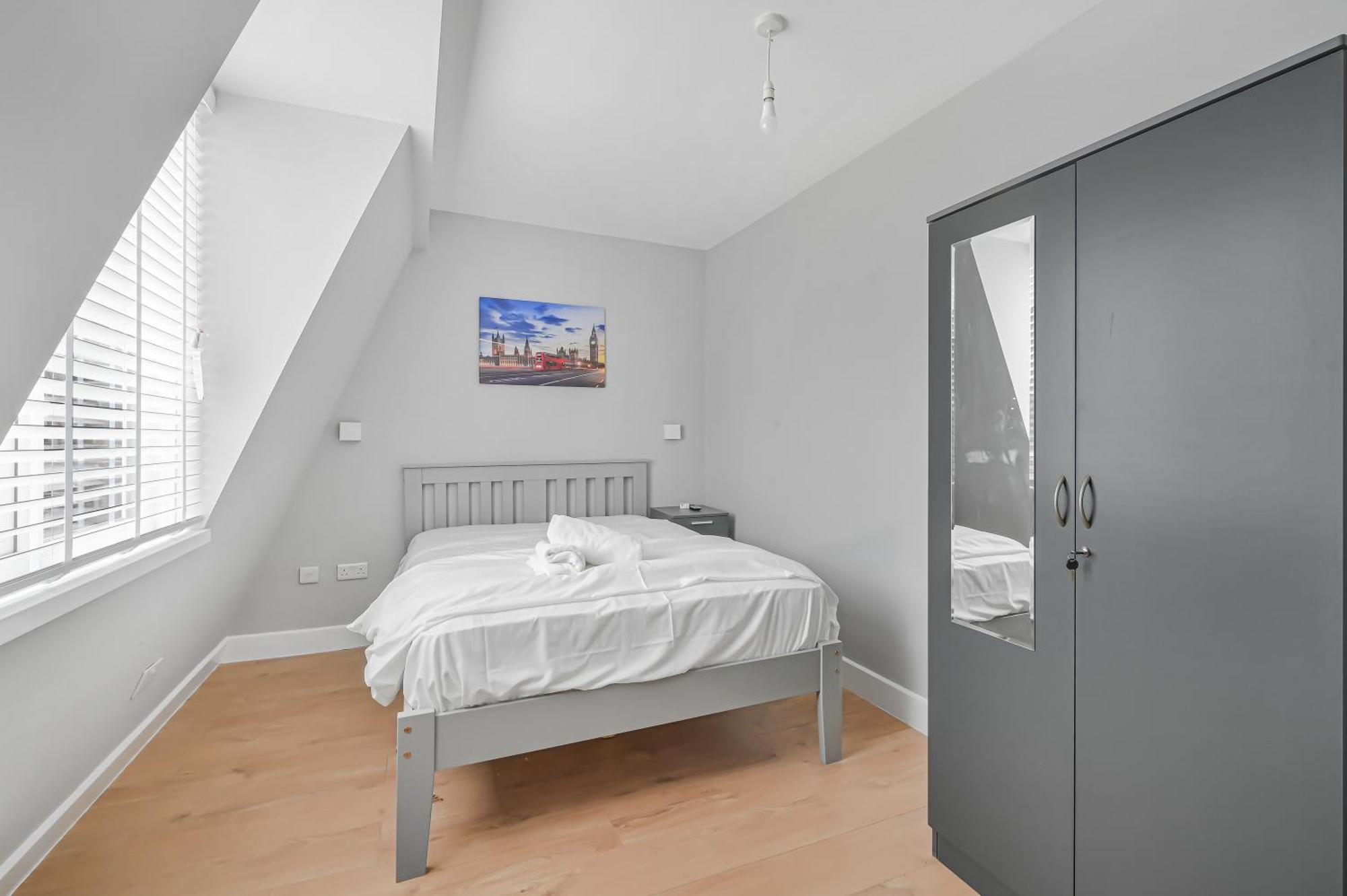 169 Hostal *