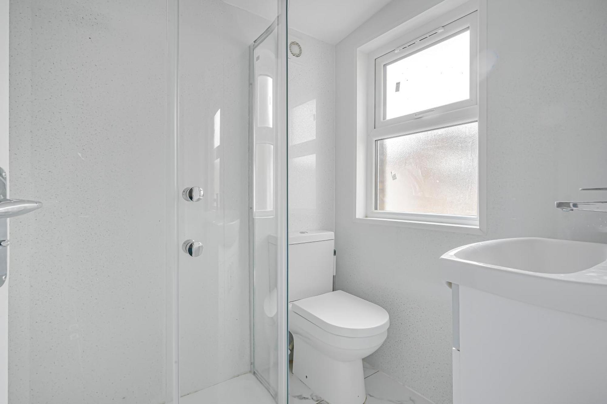 169 Hostal *