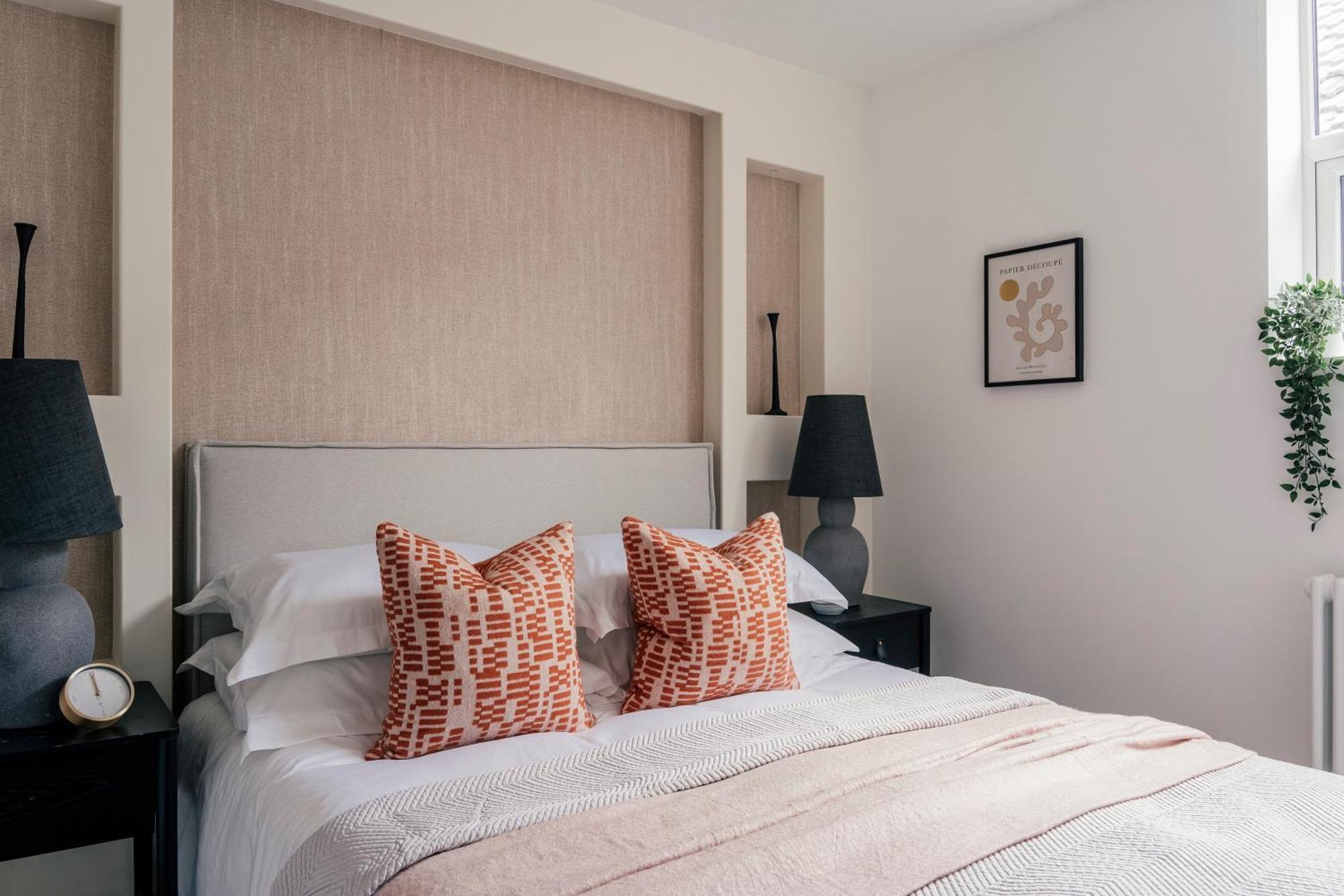 Dorothy - Two Bed & Roof Terrace - Battersea
