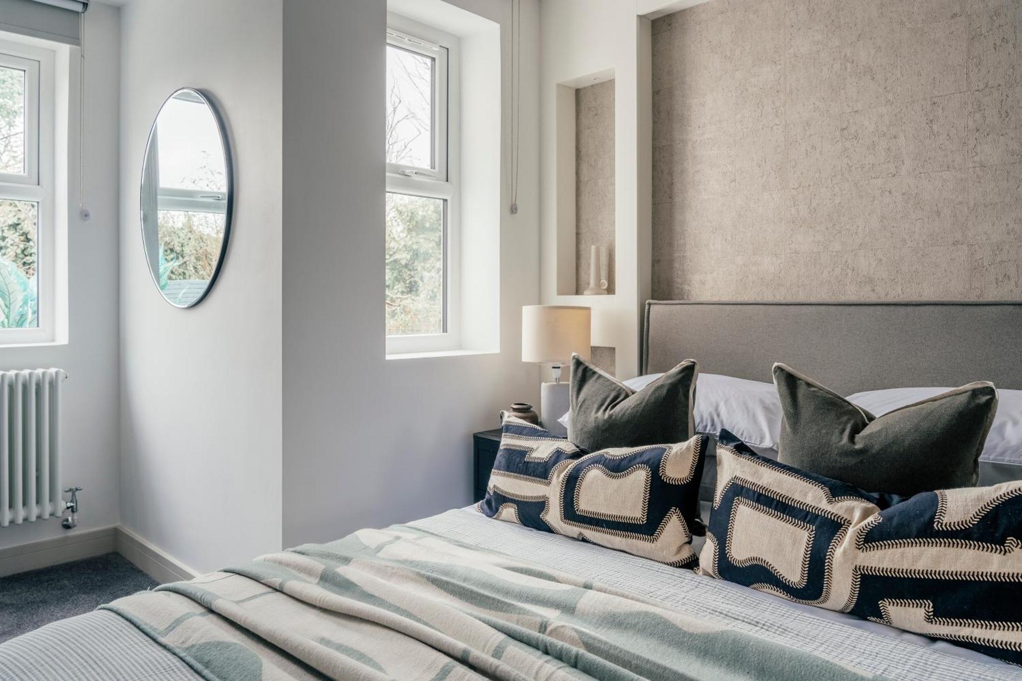 Dorothy - Two Bed & Roof Terrace - Battersea