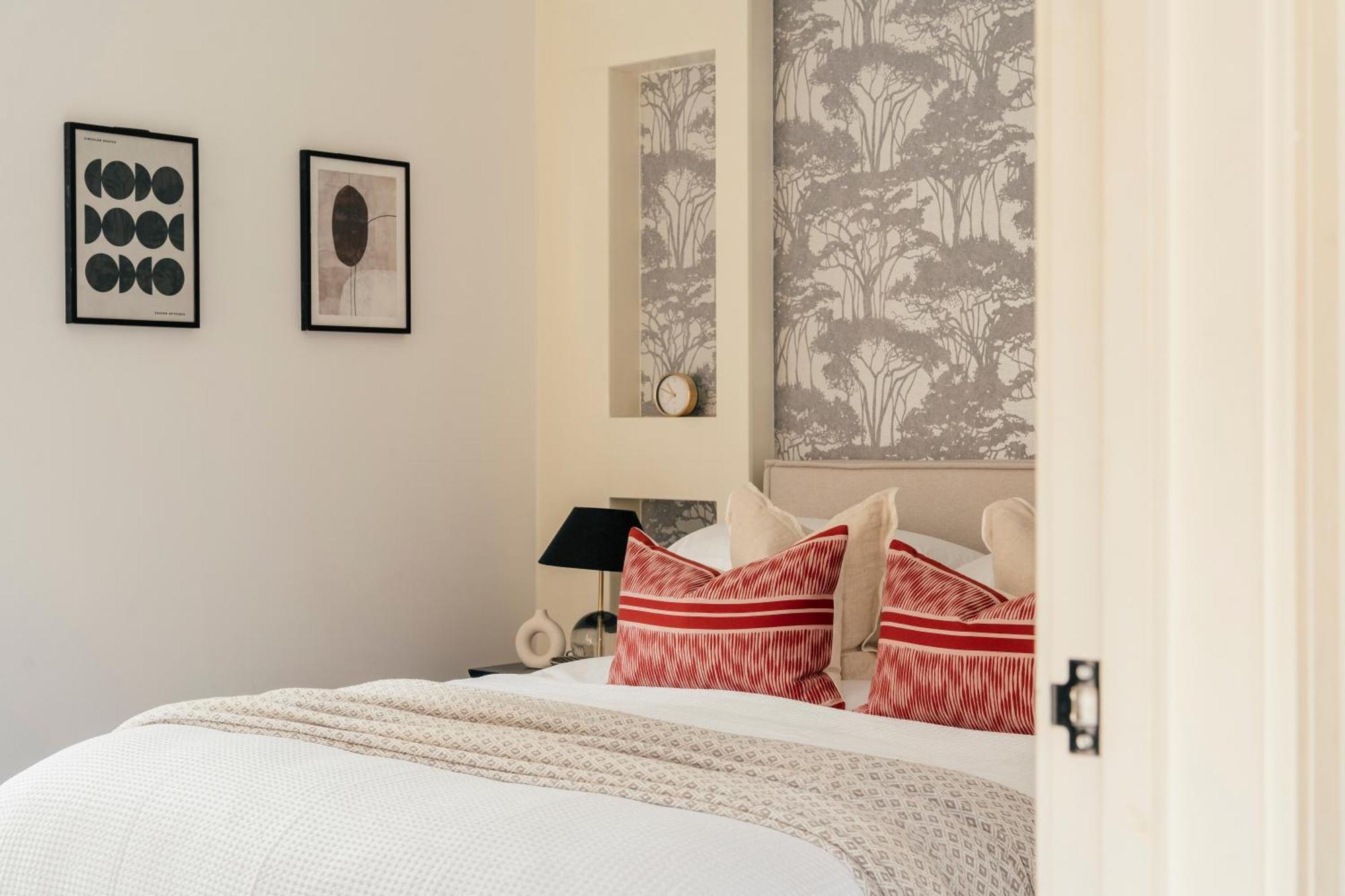 Dorothy - 3 Bed Ground Floor & Garden - Battersea