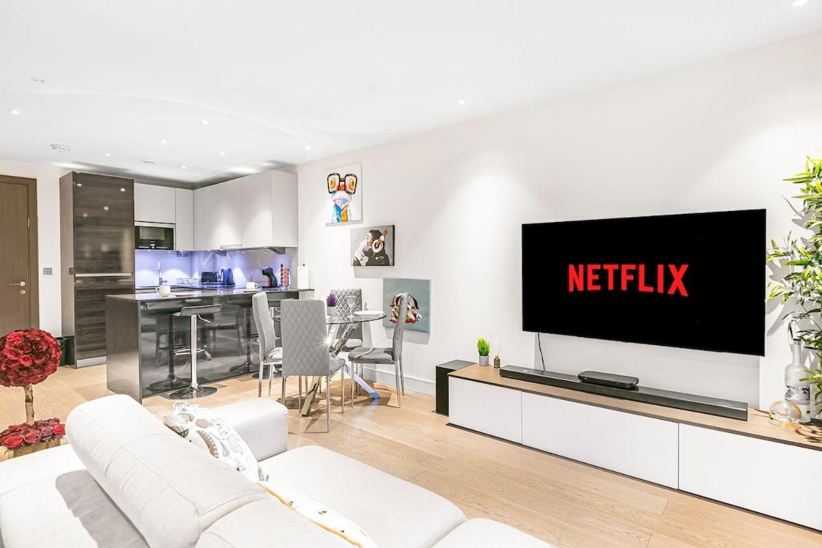 Chic Manhattan Retreat London