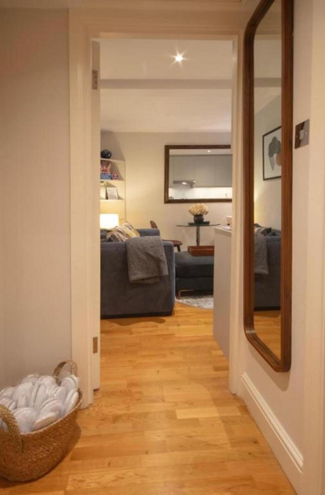 Chelsea One Bed Mins From Kings Road Apartment