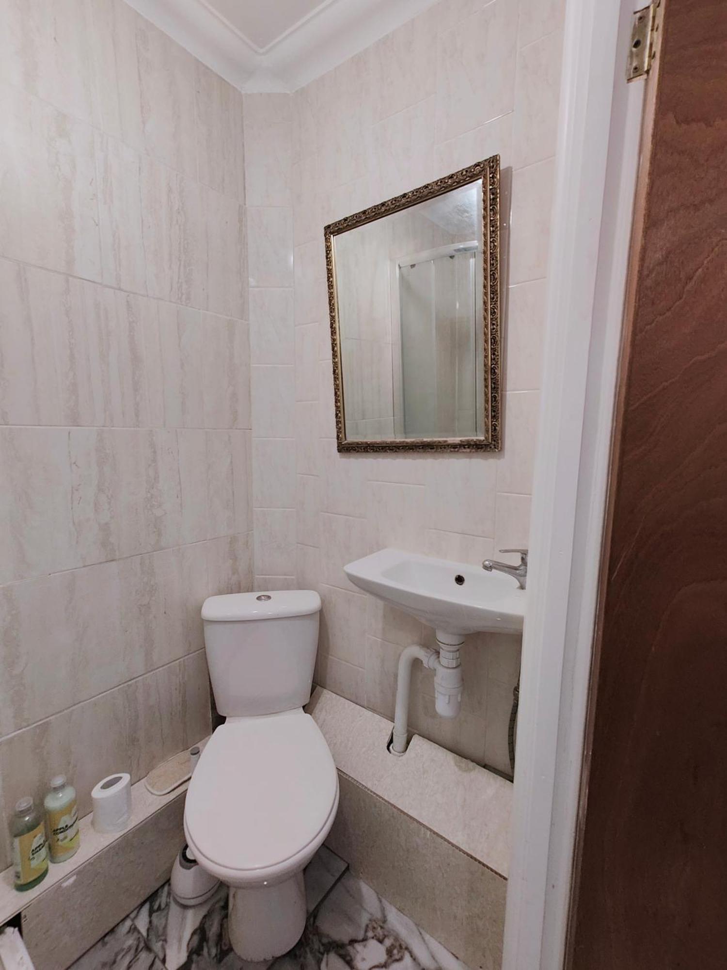 Spacious 4 Beds - Private Bathrooms In Canary Wharf Gasthuis