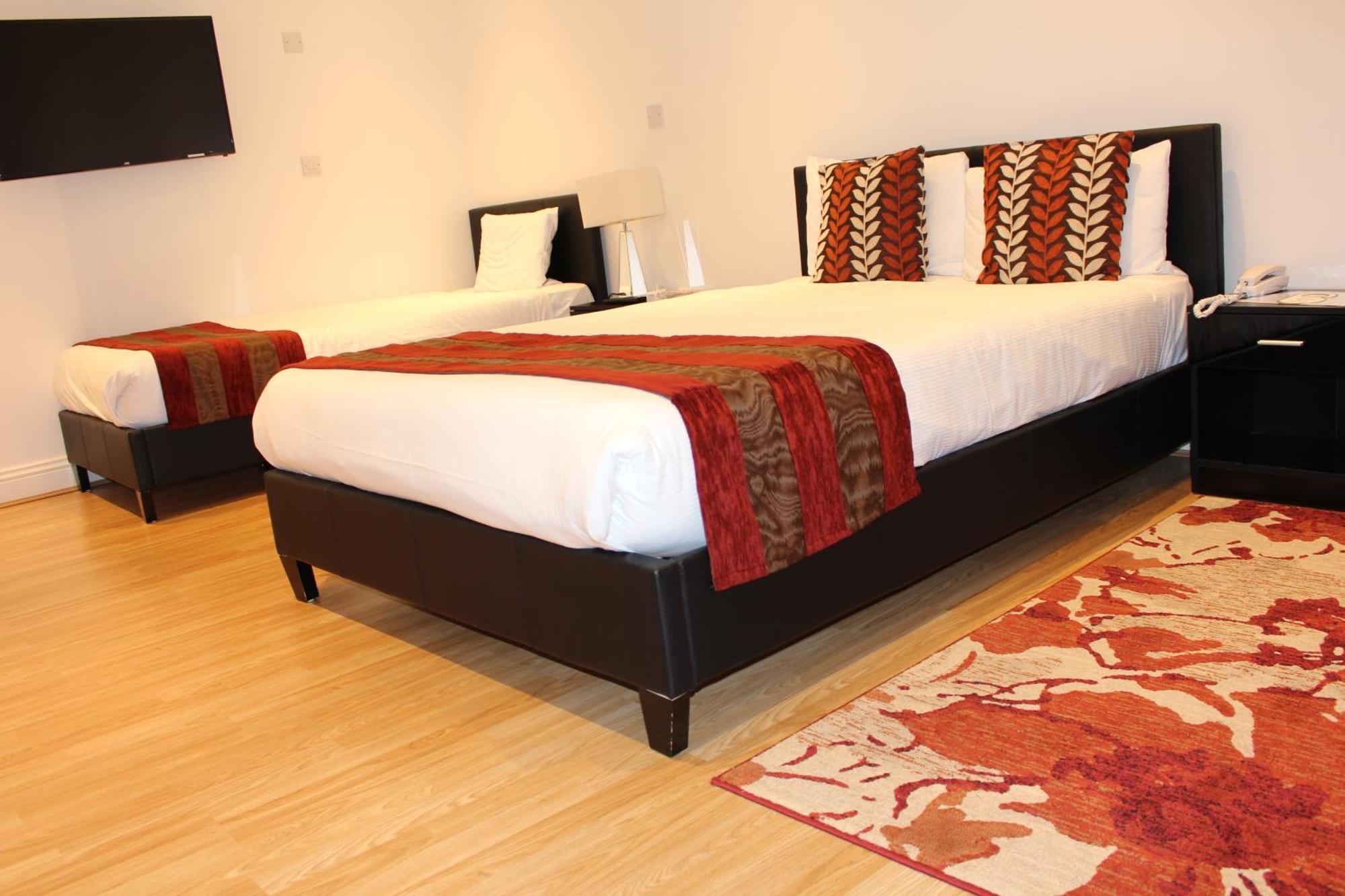 Abbey Court - Hyde Park London