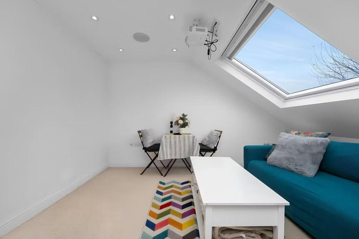 Jacuzzi Homestay London