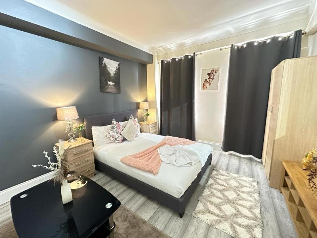 Park Lane Beautiful Family Apartamento Londres