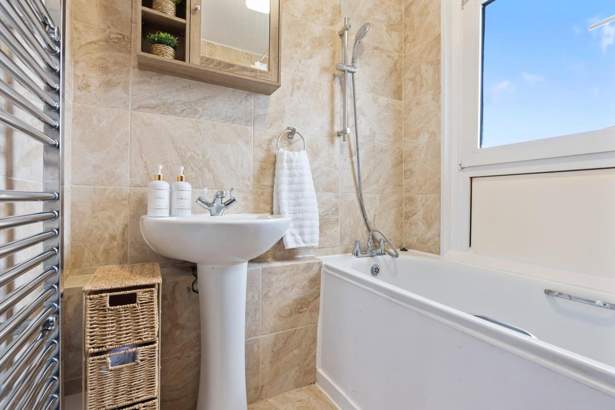 Apartamento Modern 1-bedroom Stockwell 15 Mins To - Perfect Base For Exploring *