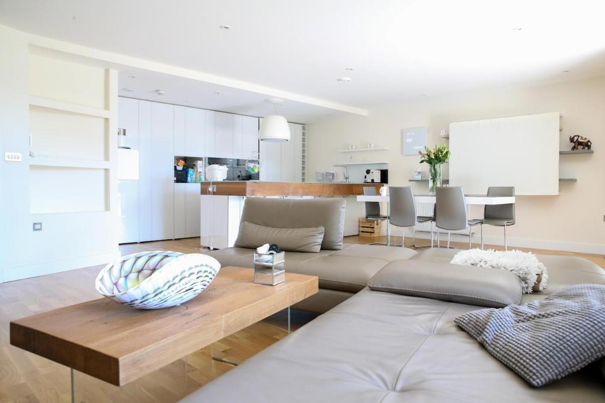 New 3 Bedroom Near Tower Bridge London