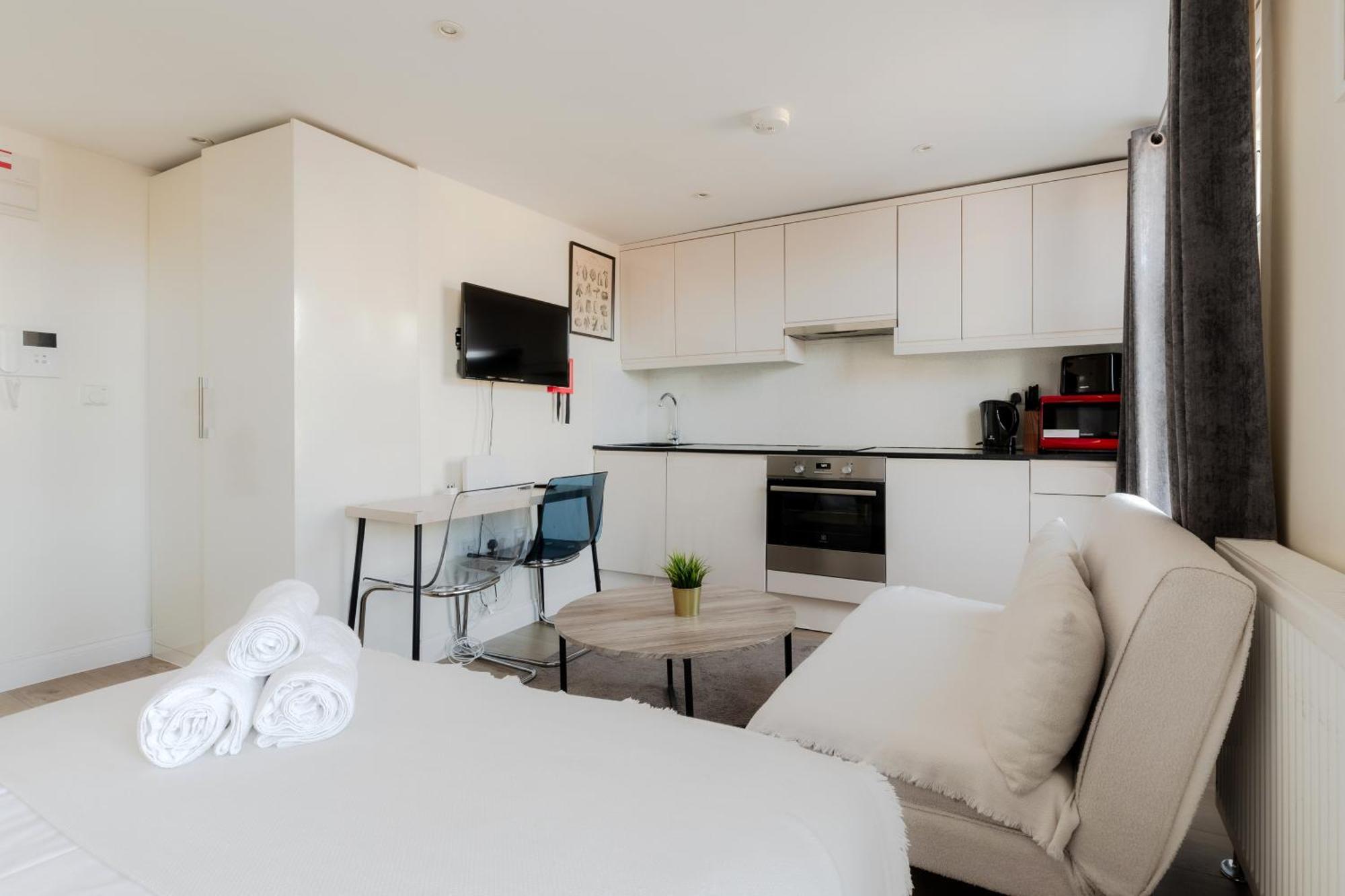 Gloucester Place Apartment