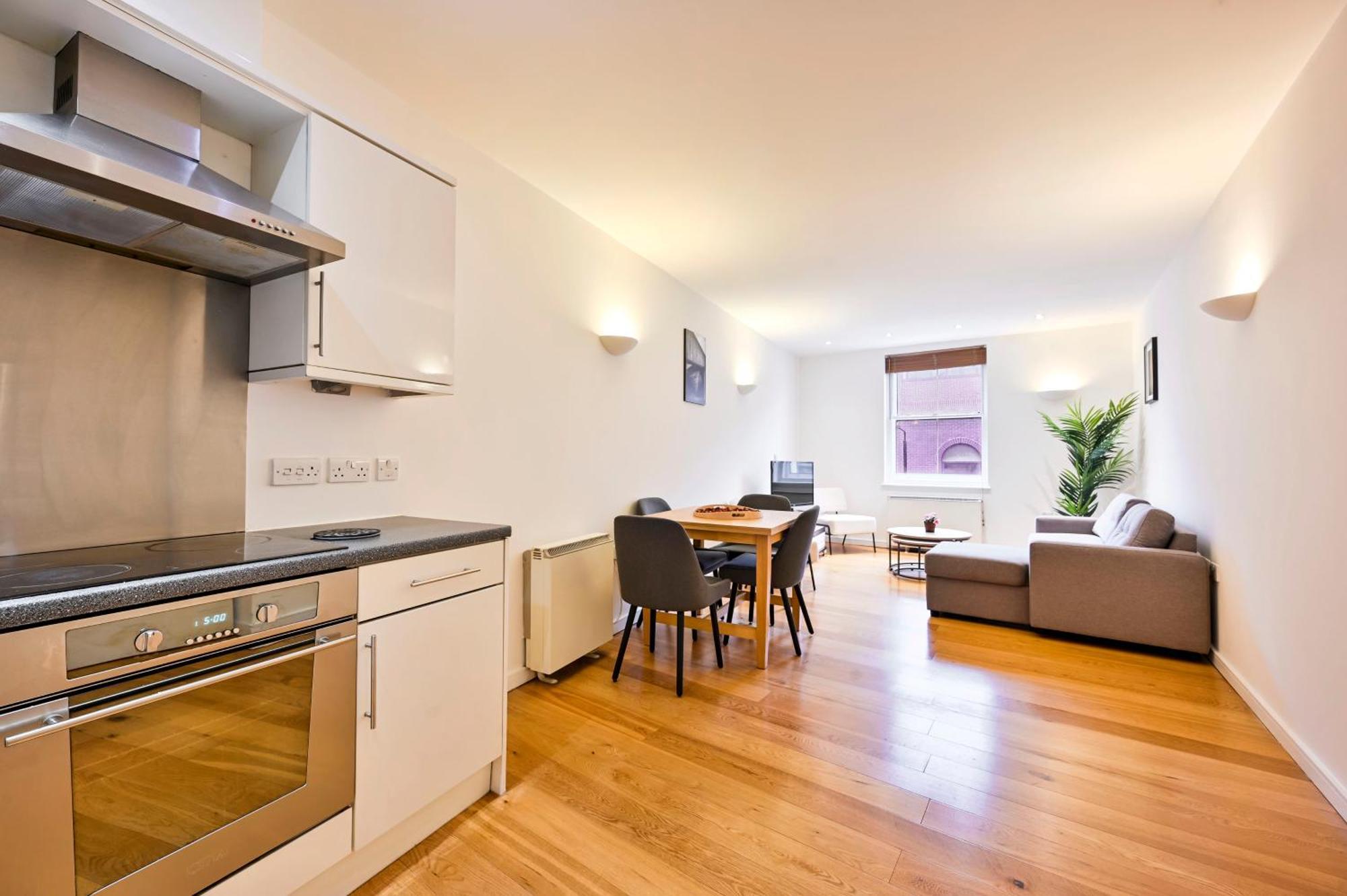 Lovely 2 Bed Tower Bridge Sleeps 6 Apartment London