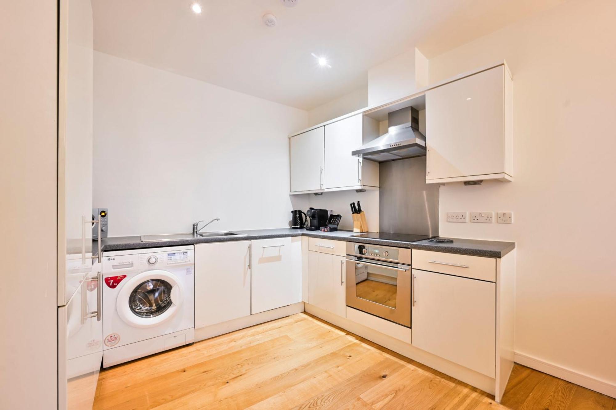 Apartment Lovely 2 Bed Tower Bridge Sleeps 6
