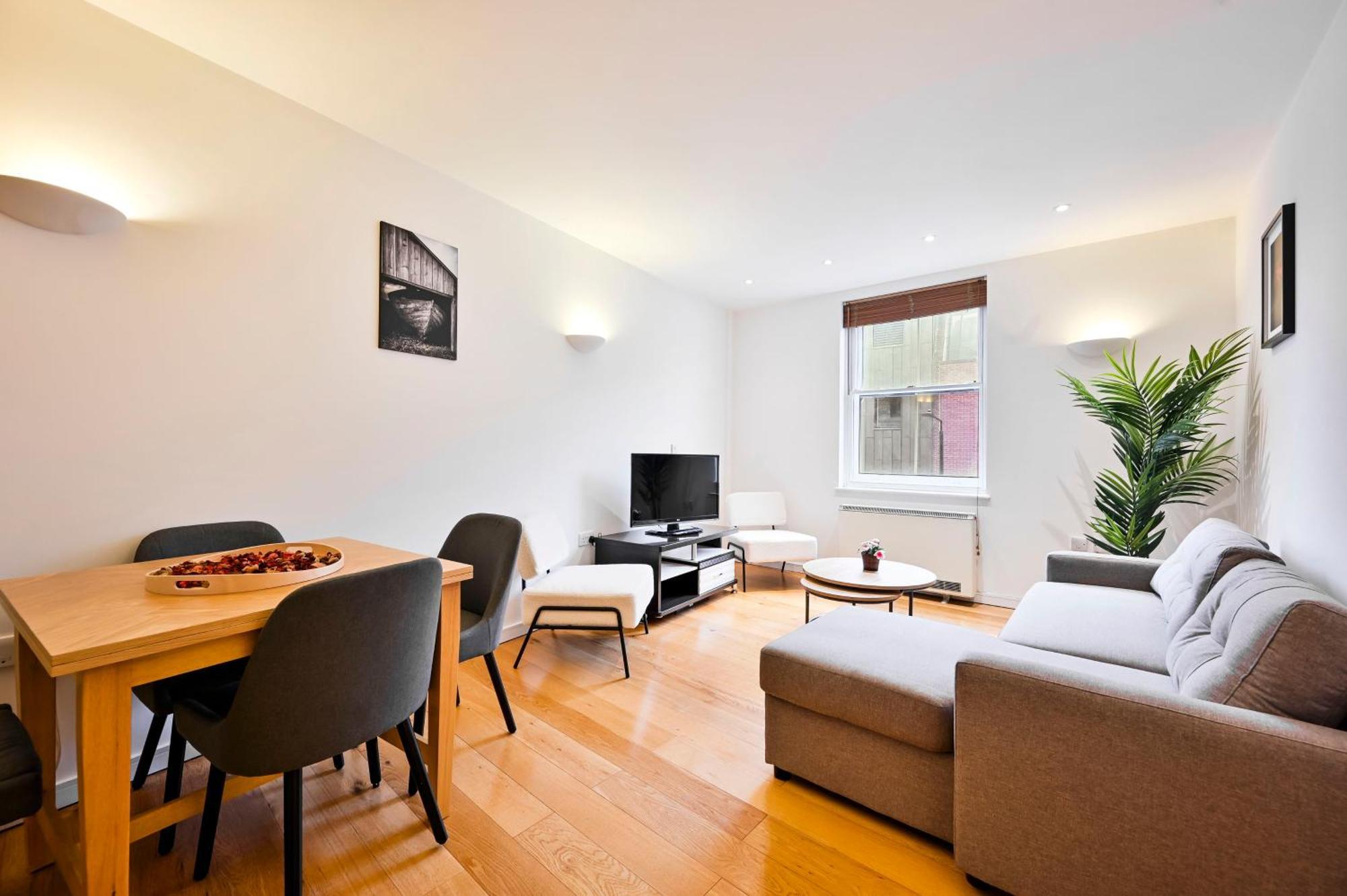 Apartment Lovely 2 Bed Tower Bridge Sleeps 6 *