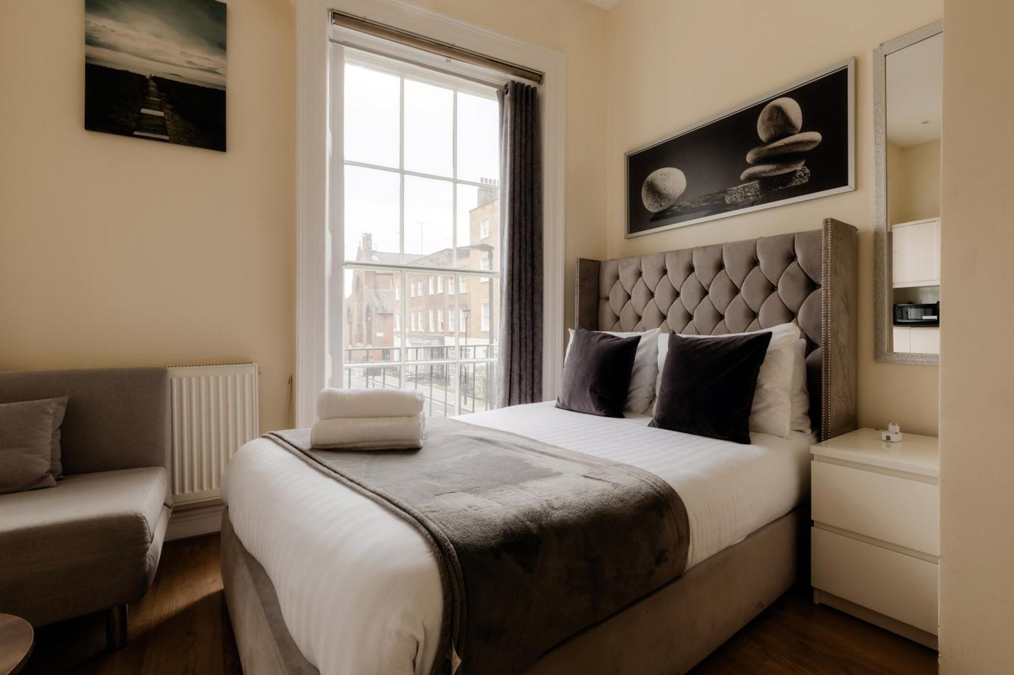 Gloucester Place Apartment