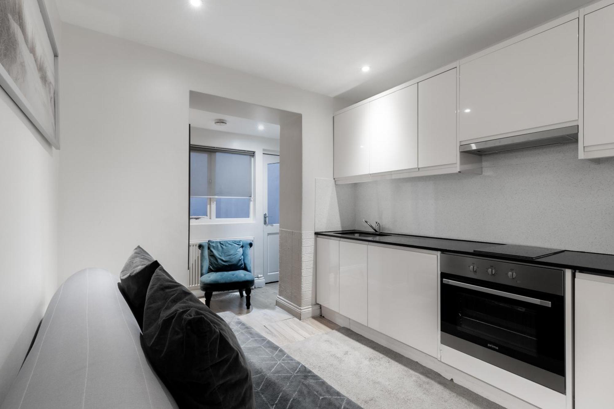Gloucester Place Apartment