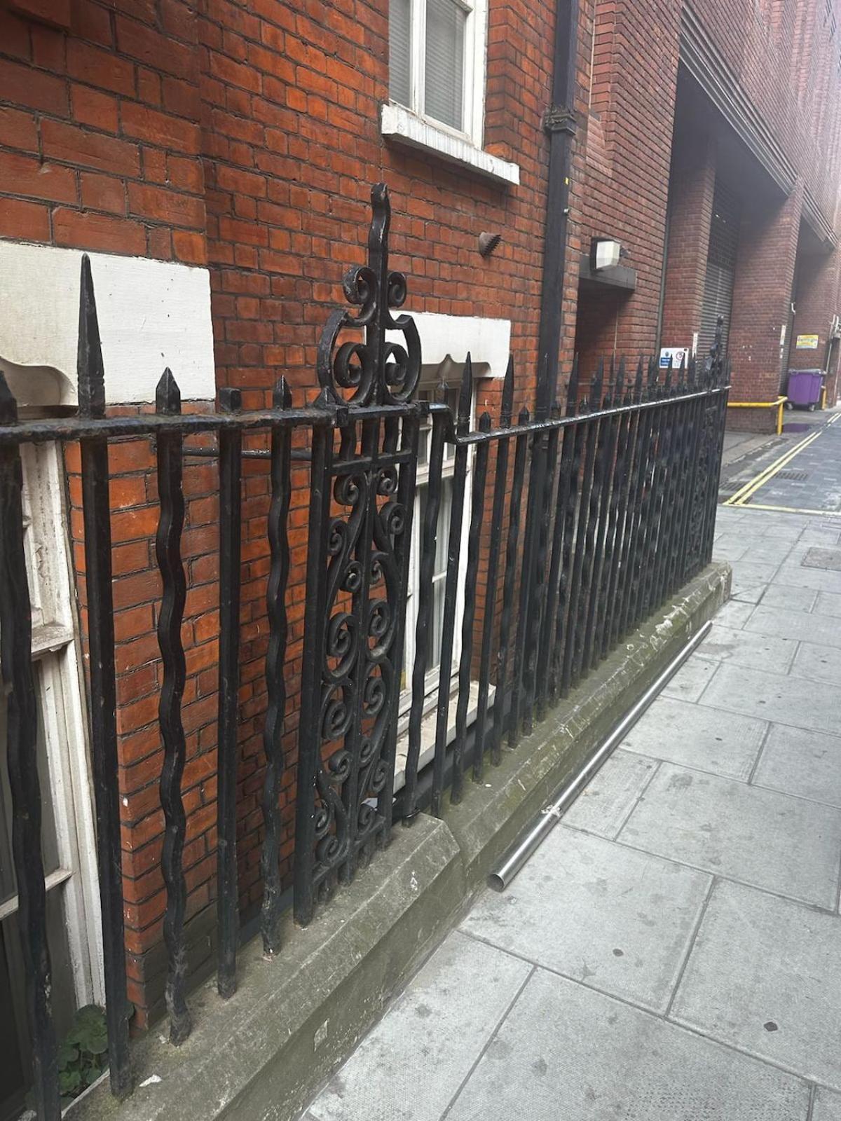 2 Bed In Oxford Street London