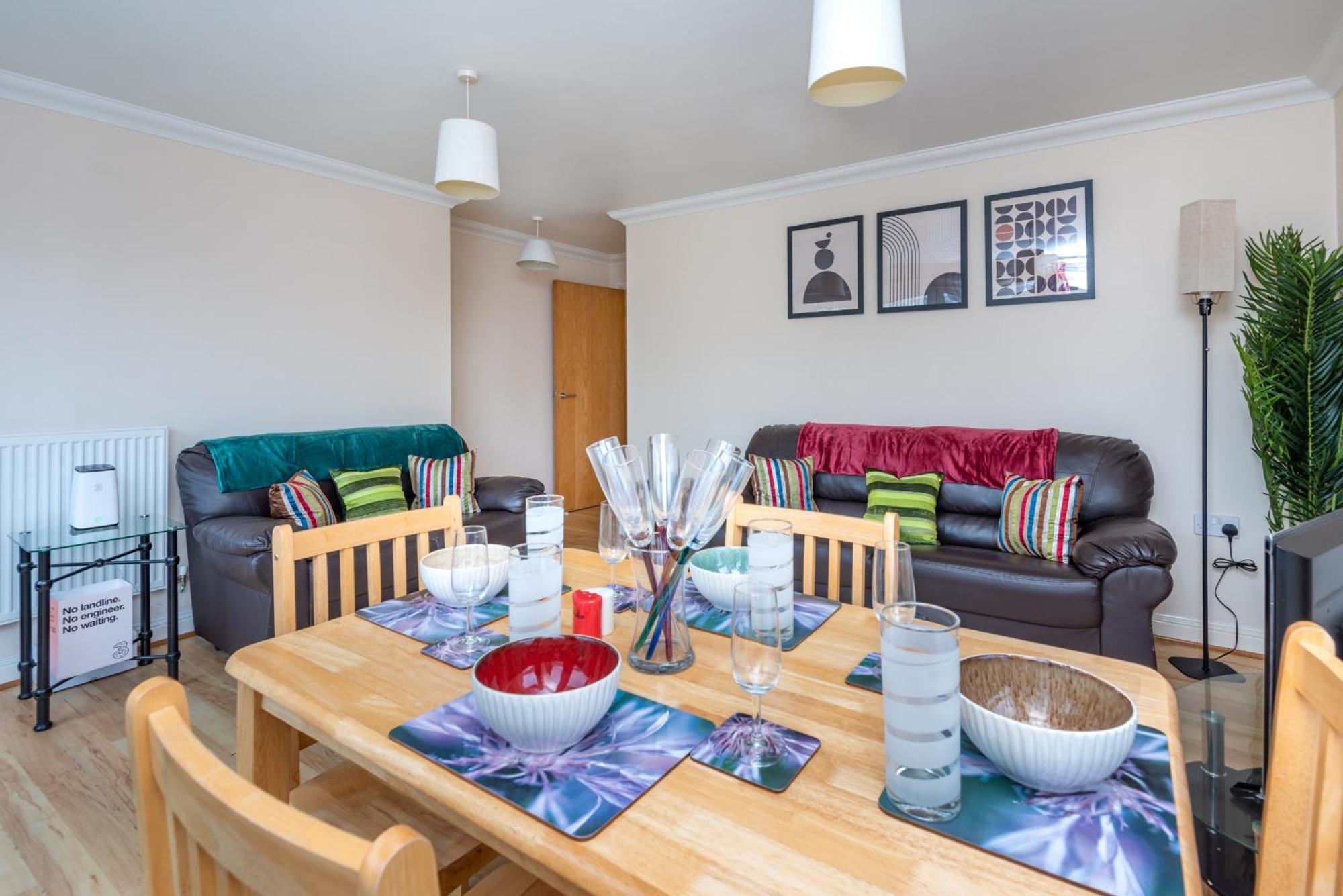 Entire Close To Wembley Stadium *