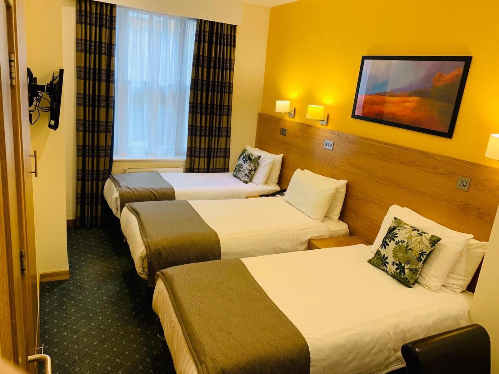Regency Parkside Hotel 4*
