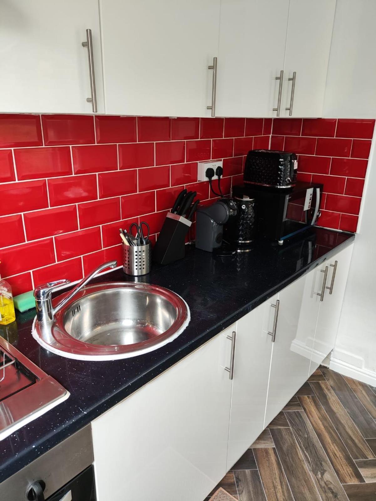 1br Flat Perfect For Apartment