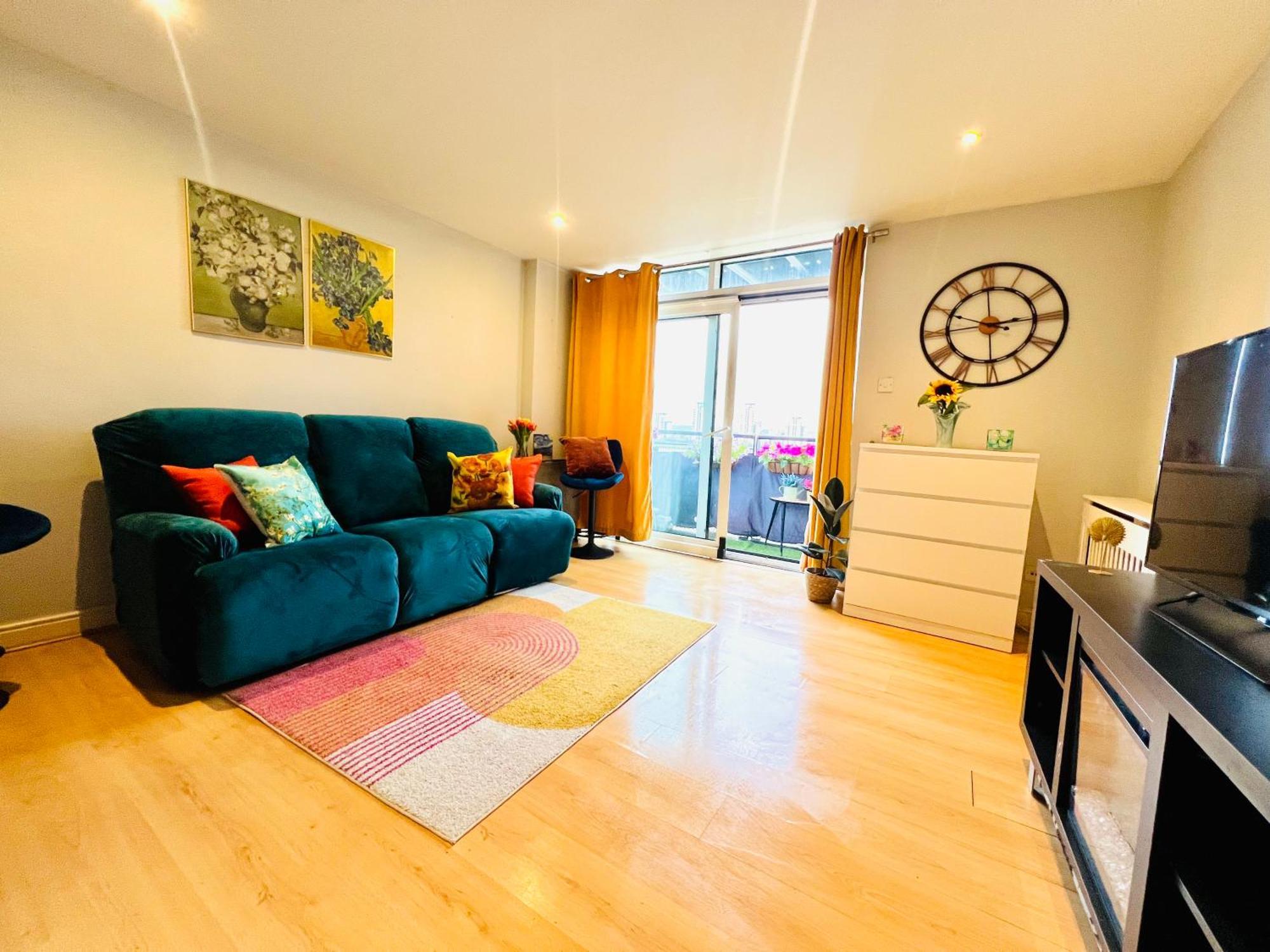 Apartment Stunning 2 Bed River View Gogh Experience London