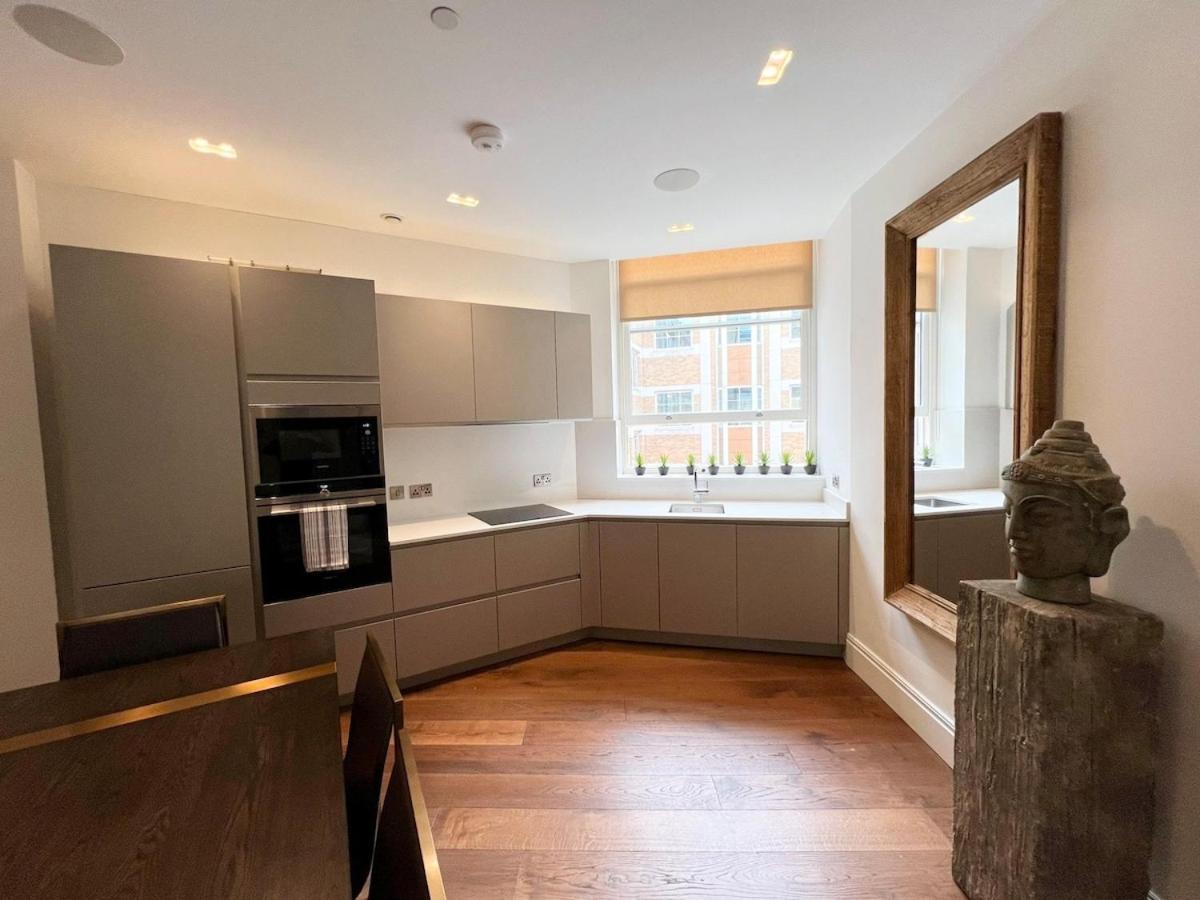 Elegant In St Pauls With Modern Comforts *