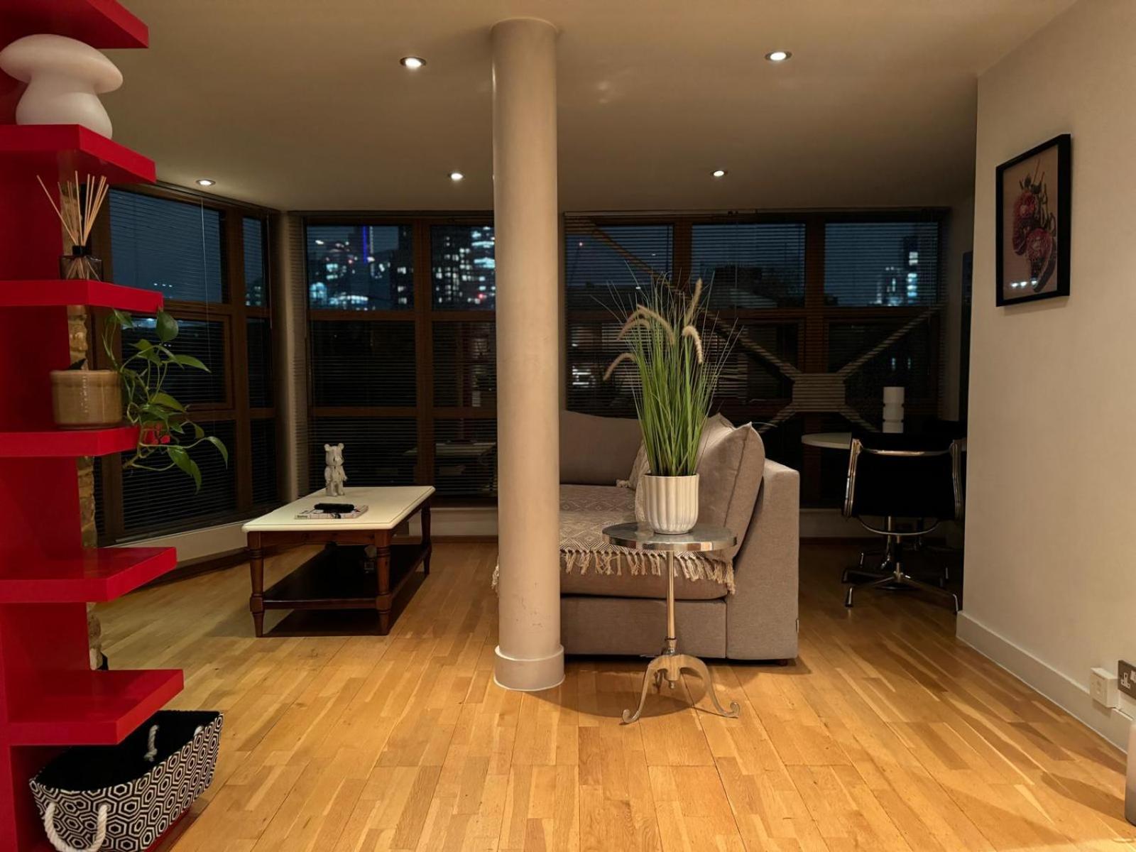 Super Cute Shoreditch Loft Apartment