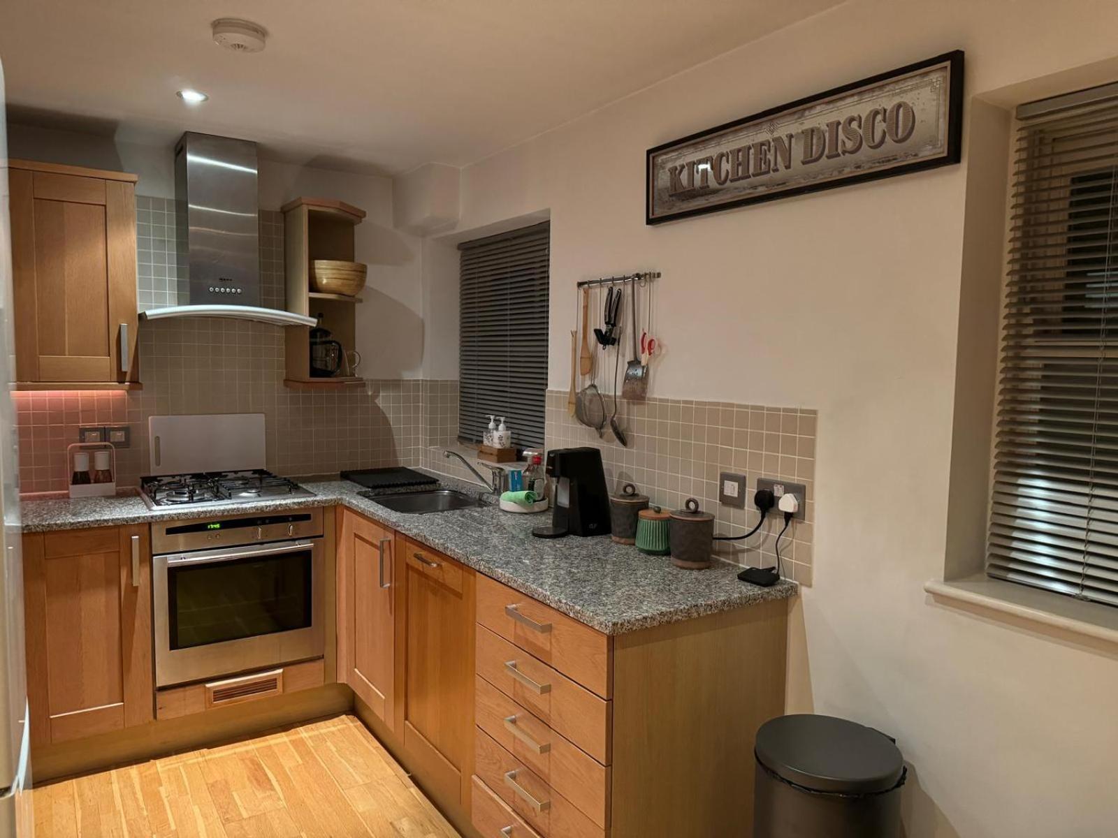 Super Cute Shoreditch Loft Apartment London