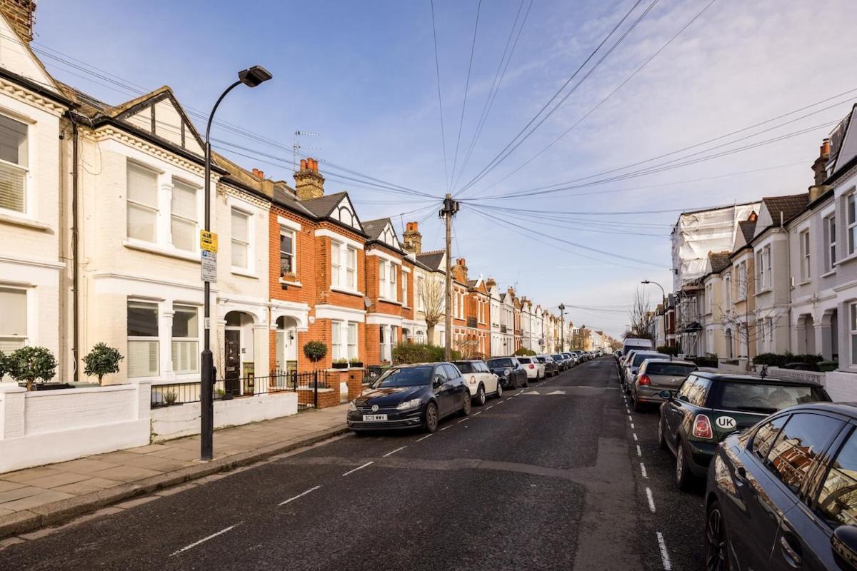 Holiday home Bright, Spotless Fulham With Private Garden