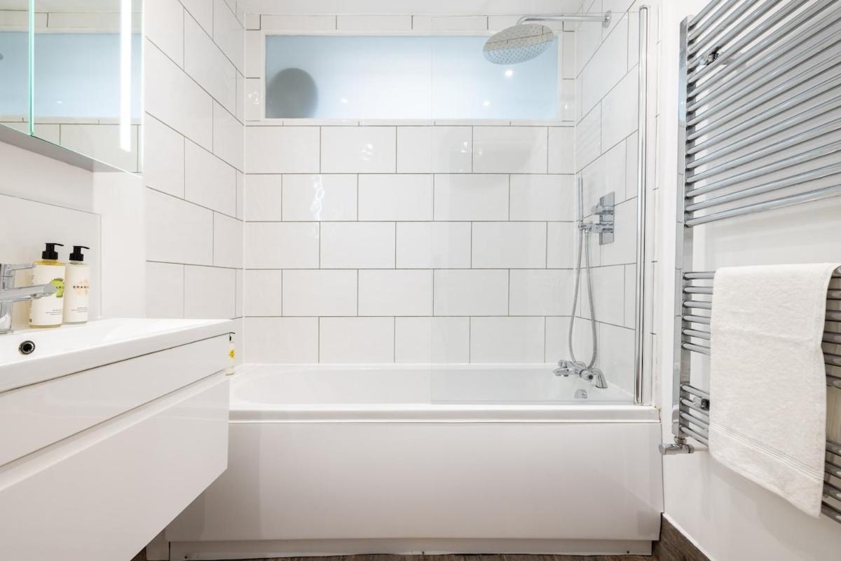 Bright, Spotless Fulham With Private Garden Holiday home *