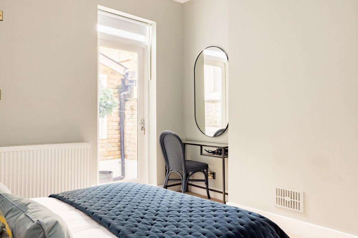 Holiday home Bright, Spotless Fulham With Private Garden
