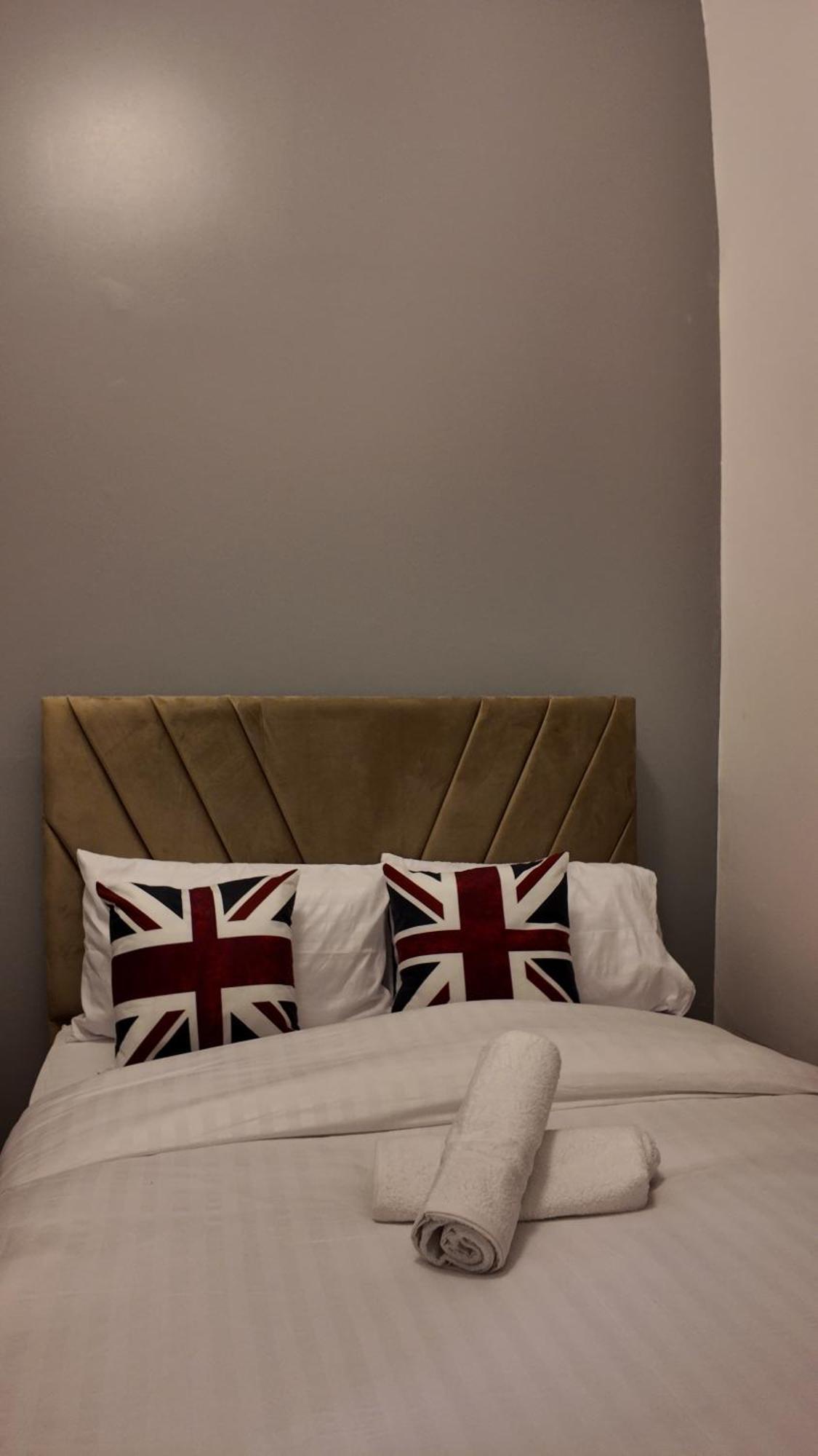 Kings Cross Collective - By Aura Guest house *