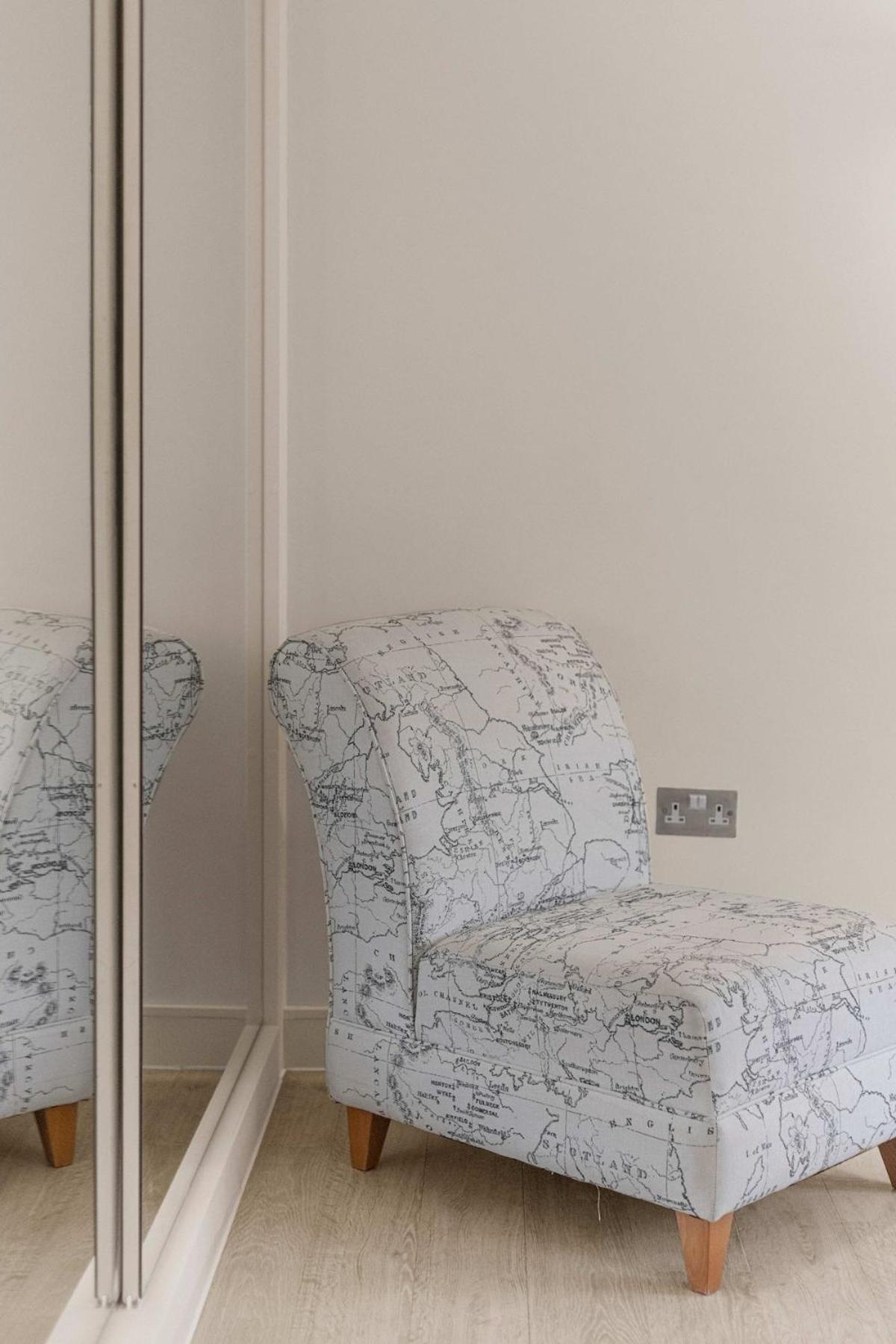 Modern Comfort In Prime Location Londres