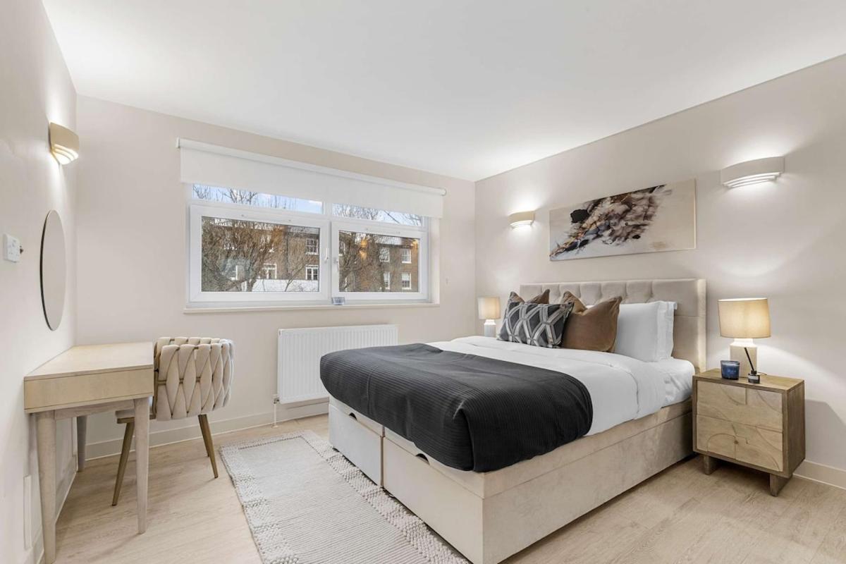 Modern Comfort In Prime Location Londres