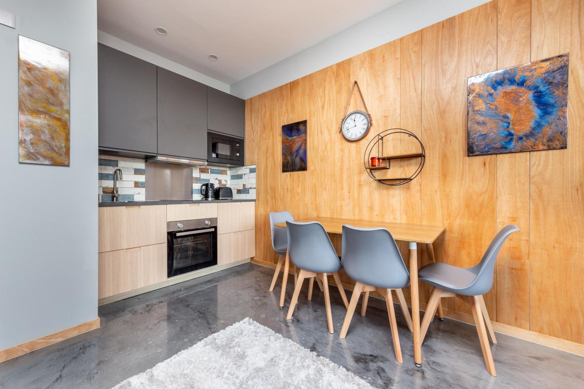 Apartment Renewed Comfy 1br Flat Near Woolwich Tube Station