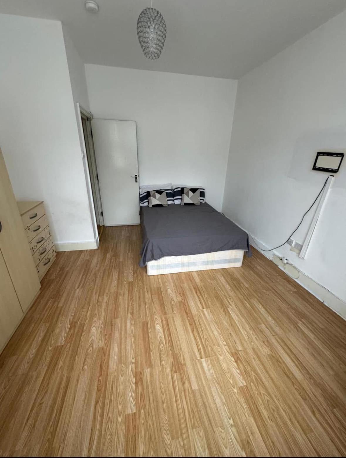 Homestay Quarto Domicilio Kgb *