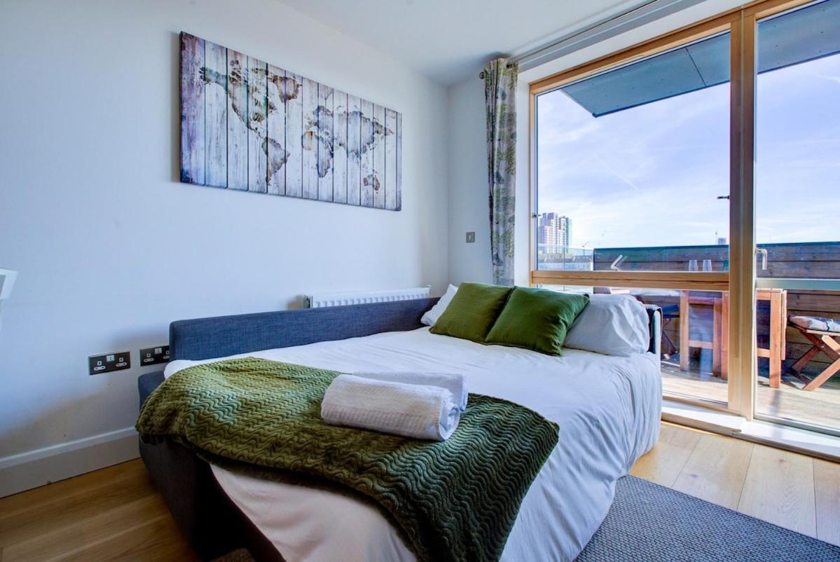 Modern 1-bed Entire Apartment, Zone 2 Appartement Londen