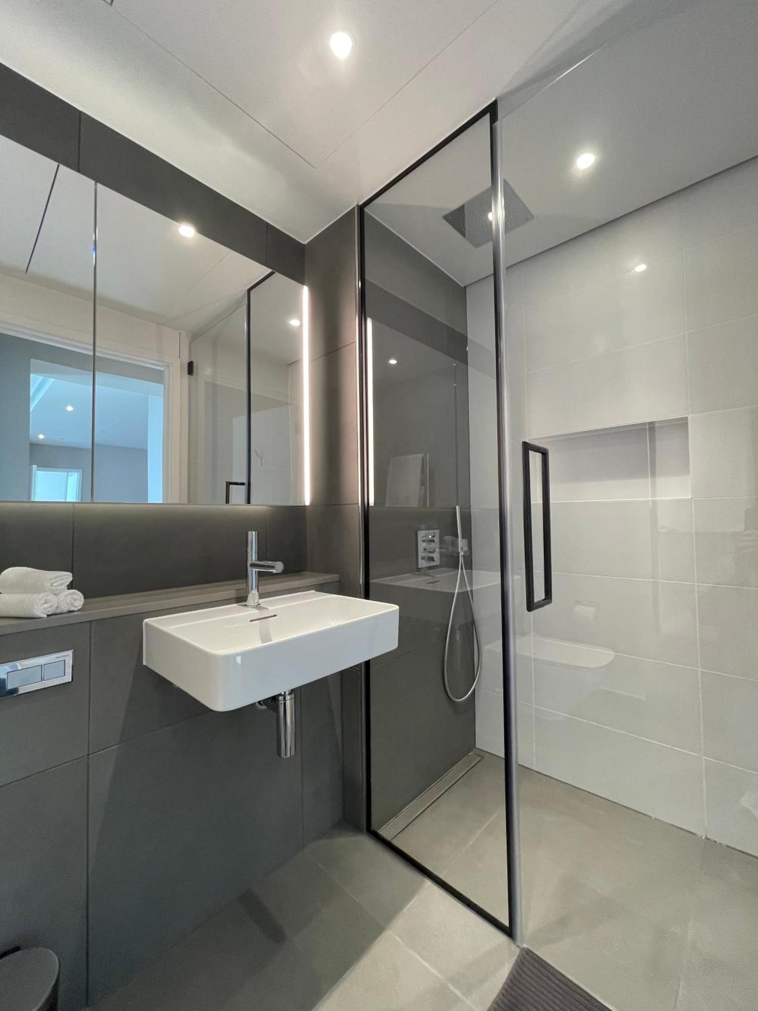 Apartment Battersea Power London