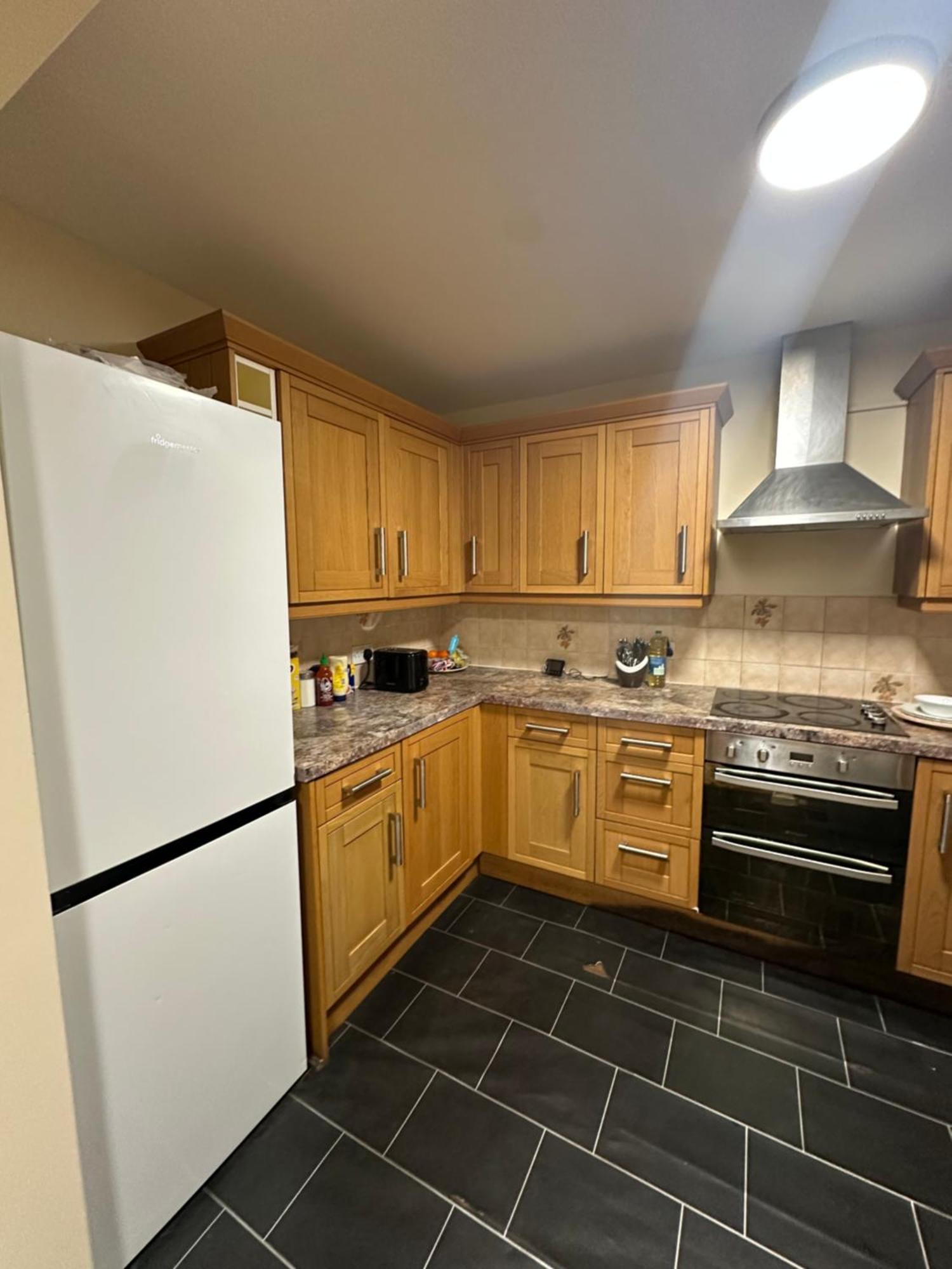Double Near Airport, Excel In Heart Of Homestay