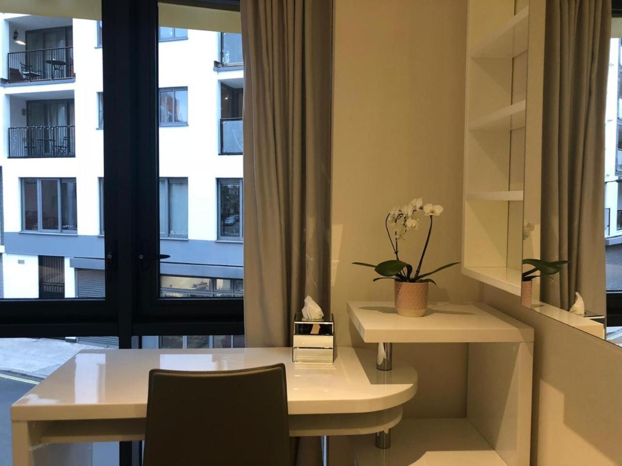 New 3 Bedroom Near Tower Bridge *