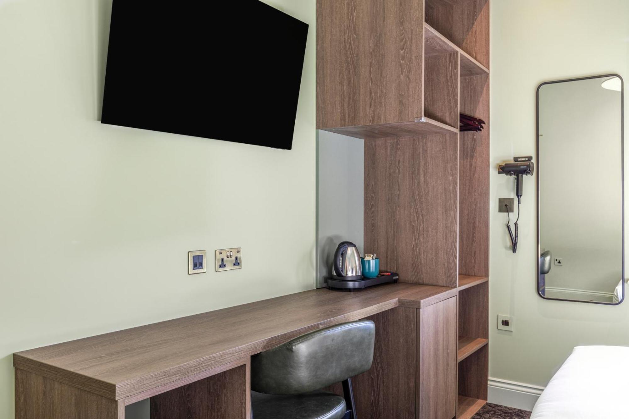 Clapham Gasthof 4*