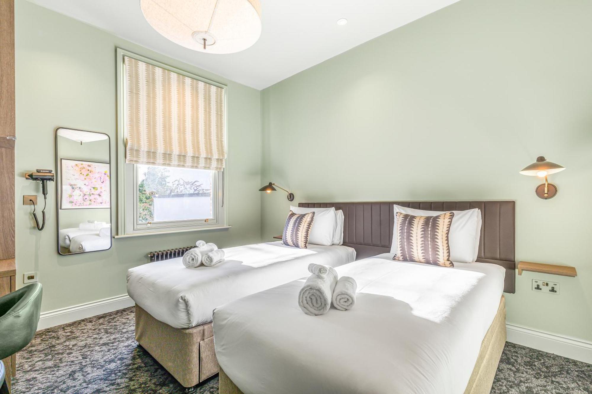 Guest house Clapham 4*