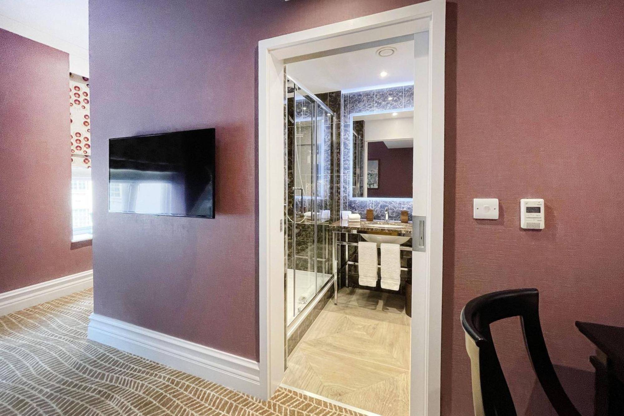 St. Ermin's Hotel, Autograph Collection 4* London