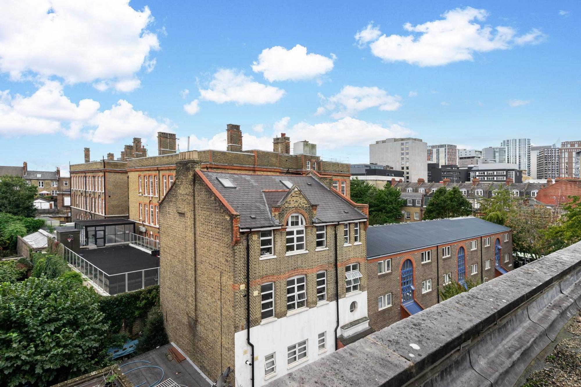 The Whitechapel 4* London