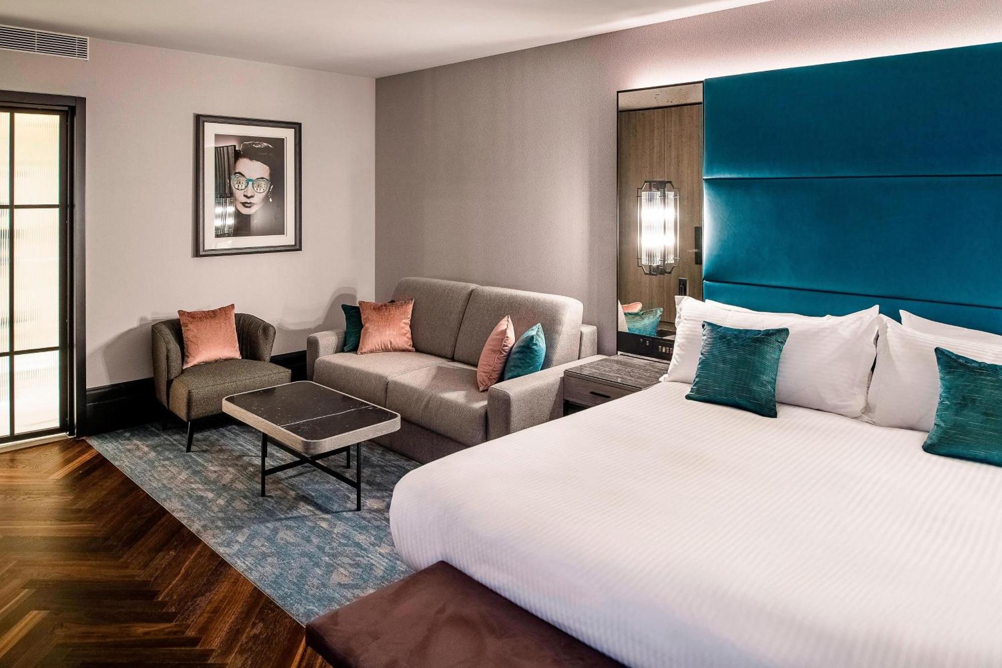 Hotel The Dixon, Tower Bridge, Autograph Collection London