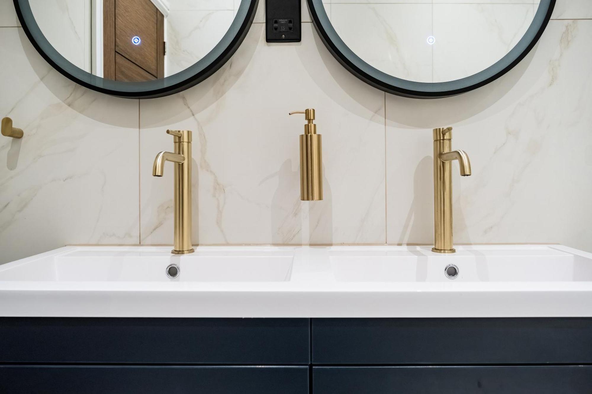 Luxury Large In London