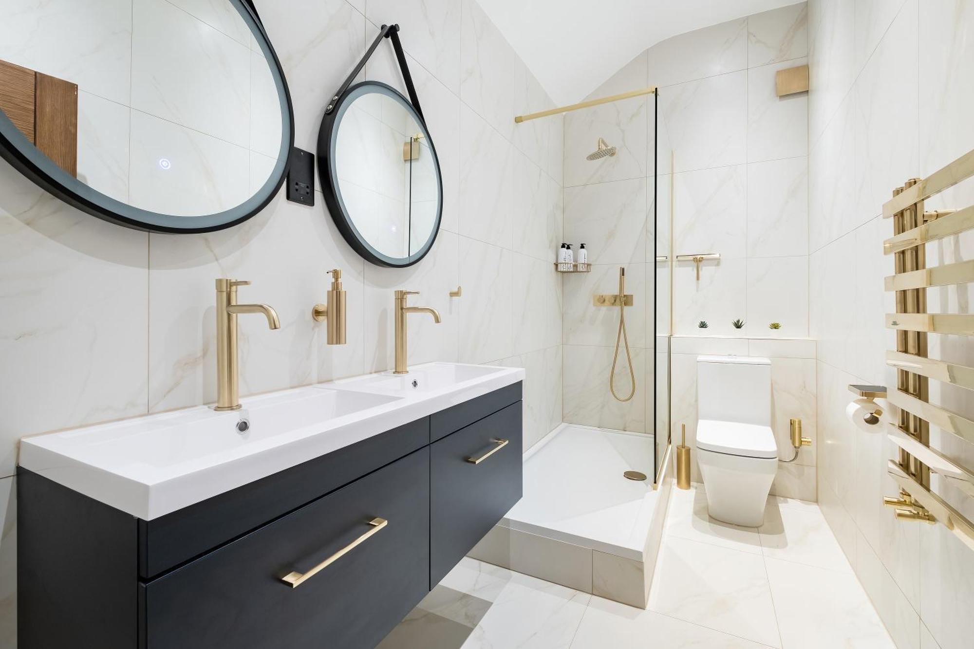 Luxury Large In